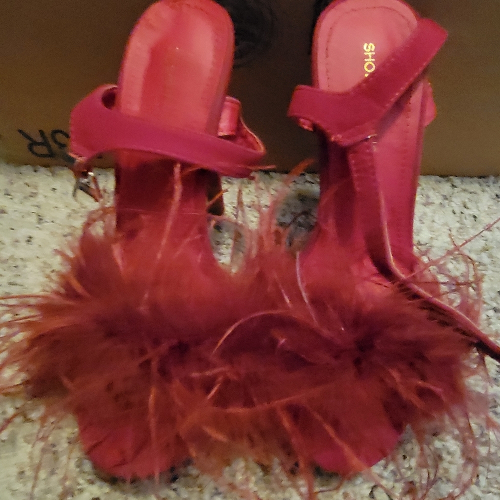 Shoes - Picture 2 of 3